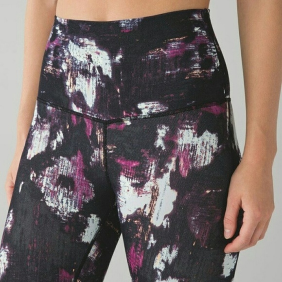 Lululemon Wunder Under Kara Blossom - Picture 4 of 7